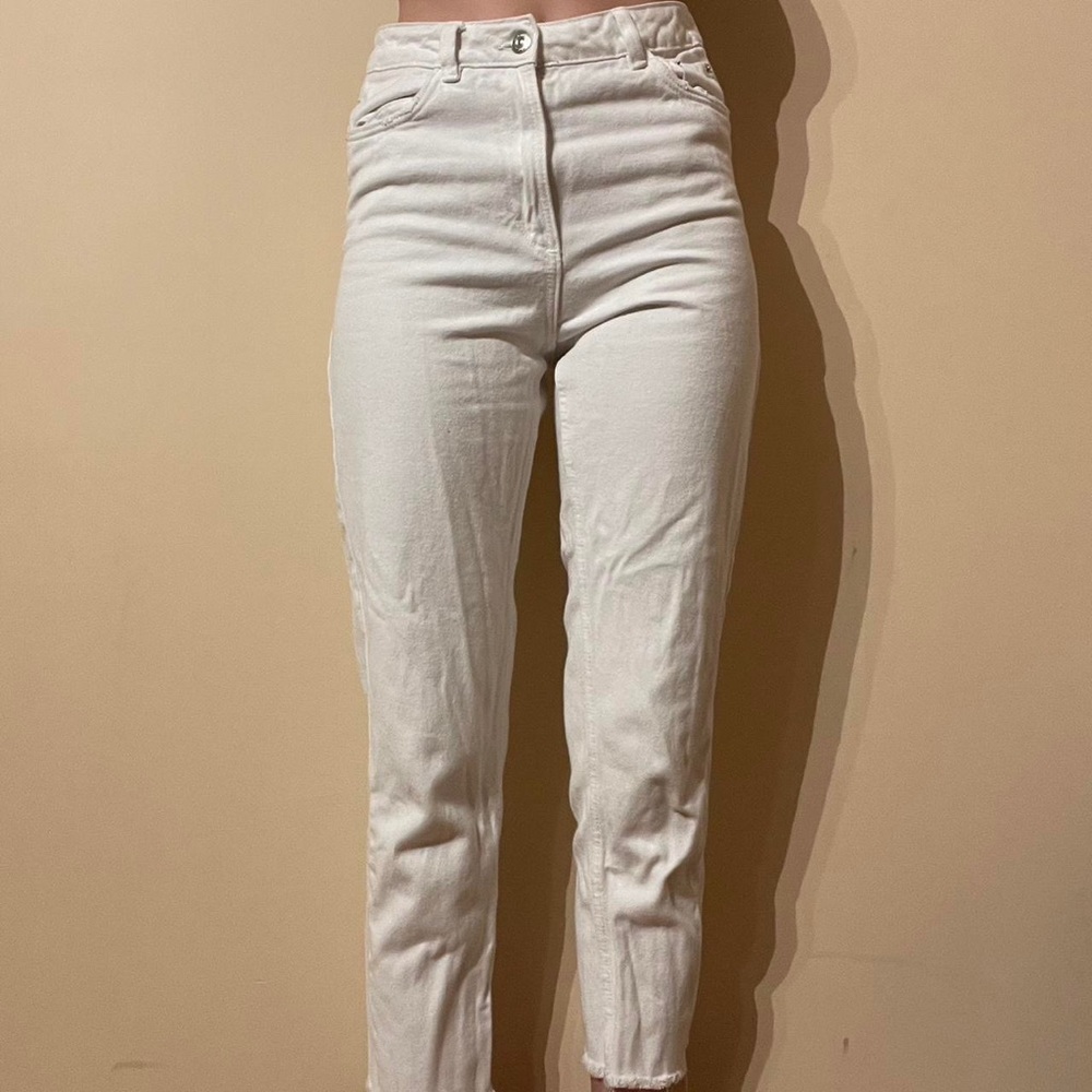 white straight leg pants